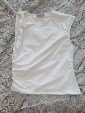 Edikted White Sleeveless Knot-Detail Tank Top